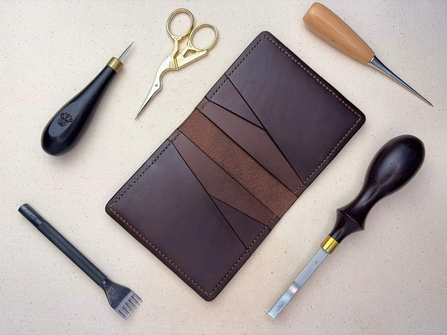 The Birch Minimalist Leather Bifold