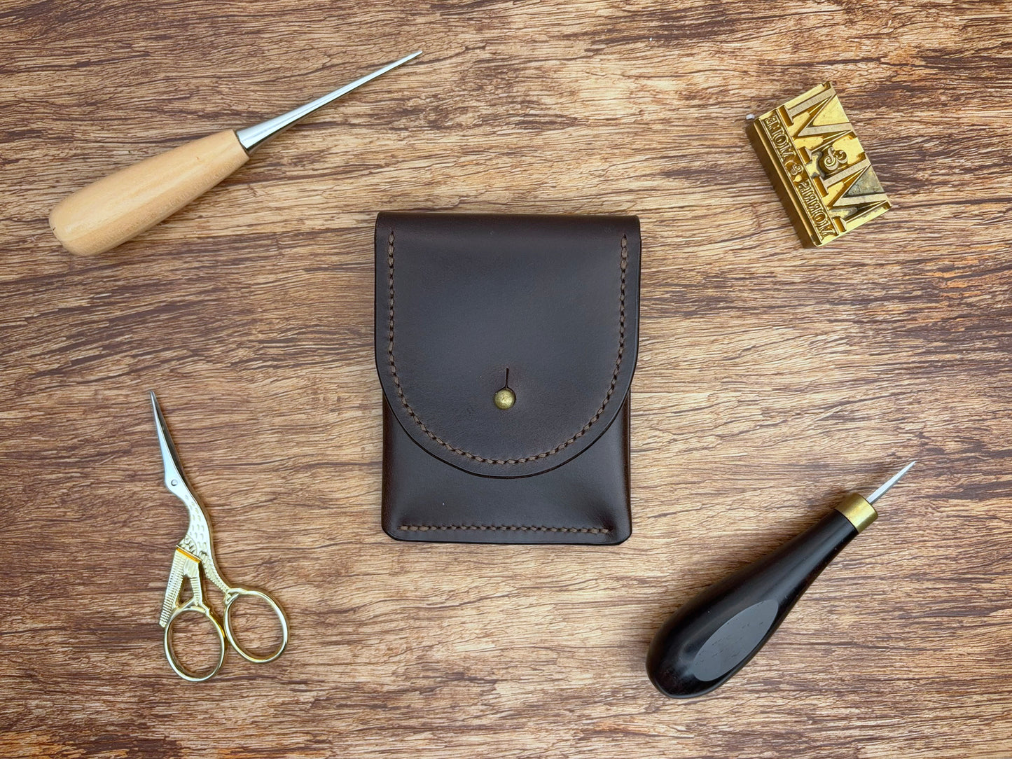 Cedar Compact Card and Cash Holder
