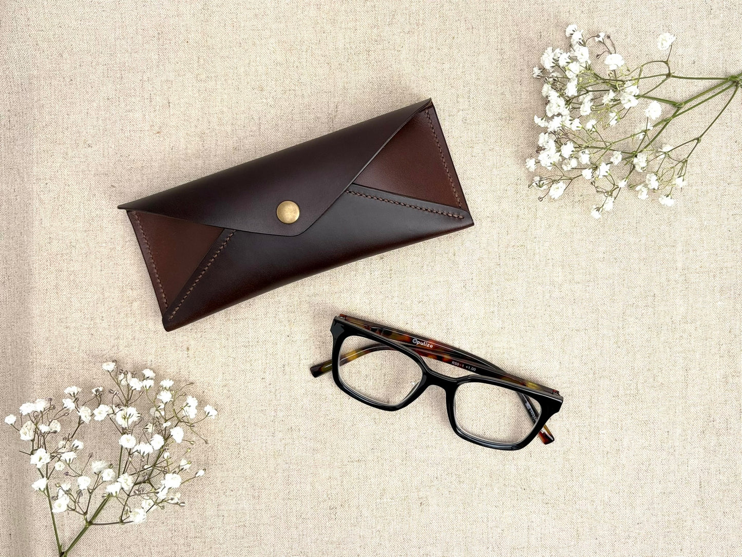 The Envelope Leather Glasses Case