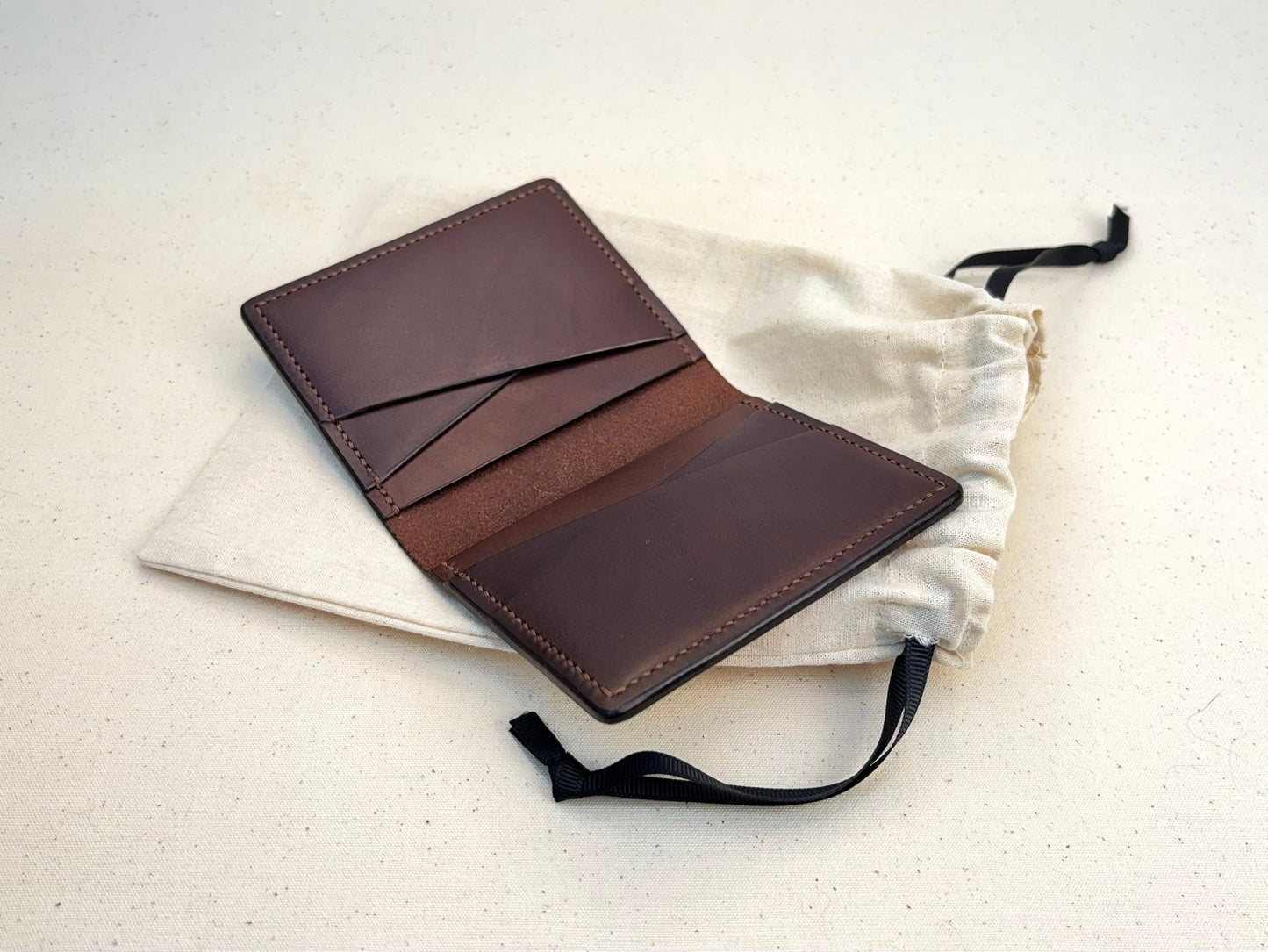 The Birch Minimalist Leather Bifold