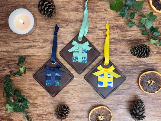 Leather Present Ornament