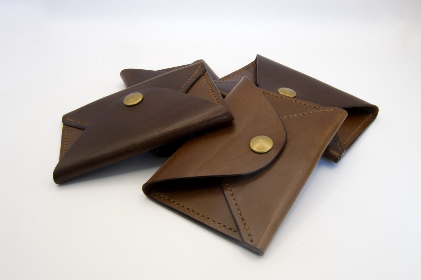 Minimalist Envelope Wallet in Medium Brown