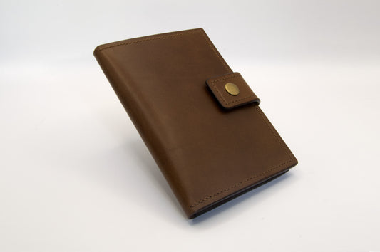 Single Leather Passport Holder in Medium Brown